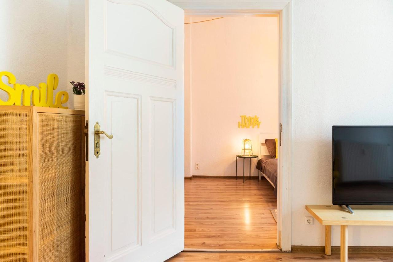 Bright 2 Bedroom In Convinient Location Berlino