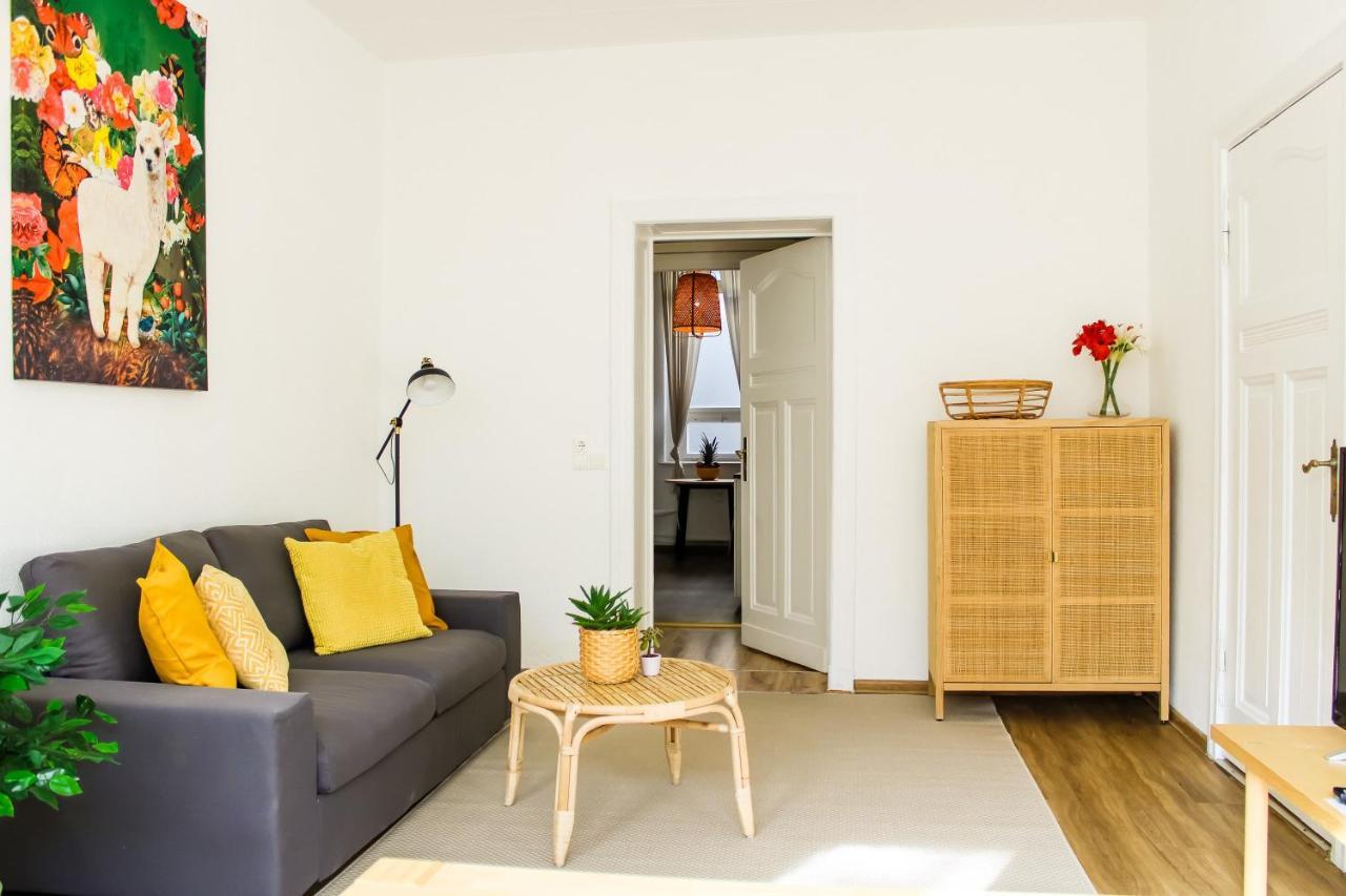 Bright 2 Bedroom In Convinient Location Appartamento *